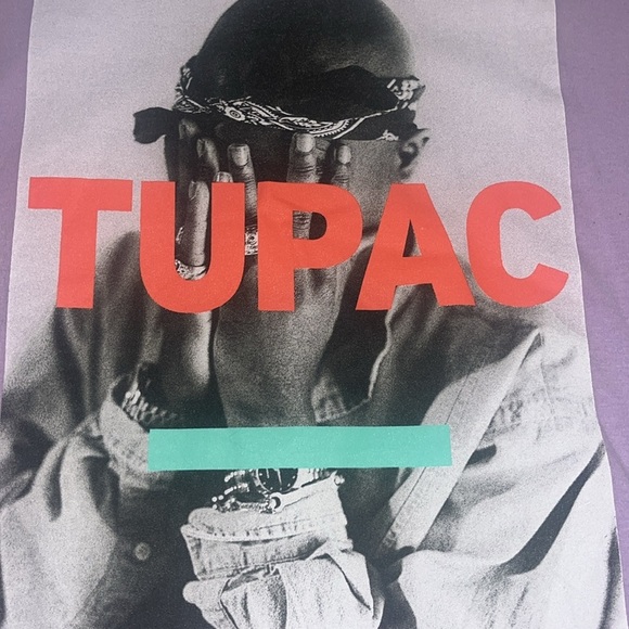TUPAC Shut It Short Sleeve Tee size Large - Picture 3 of 6